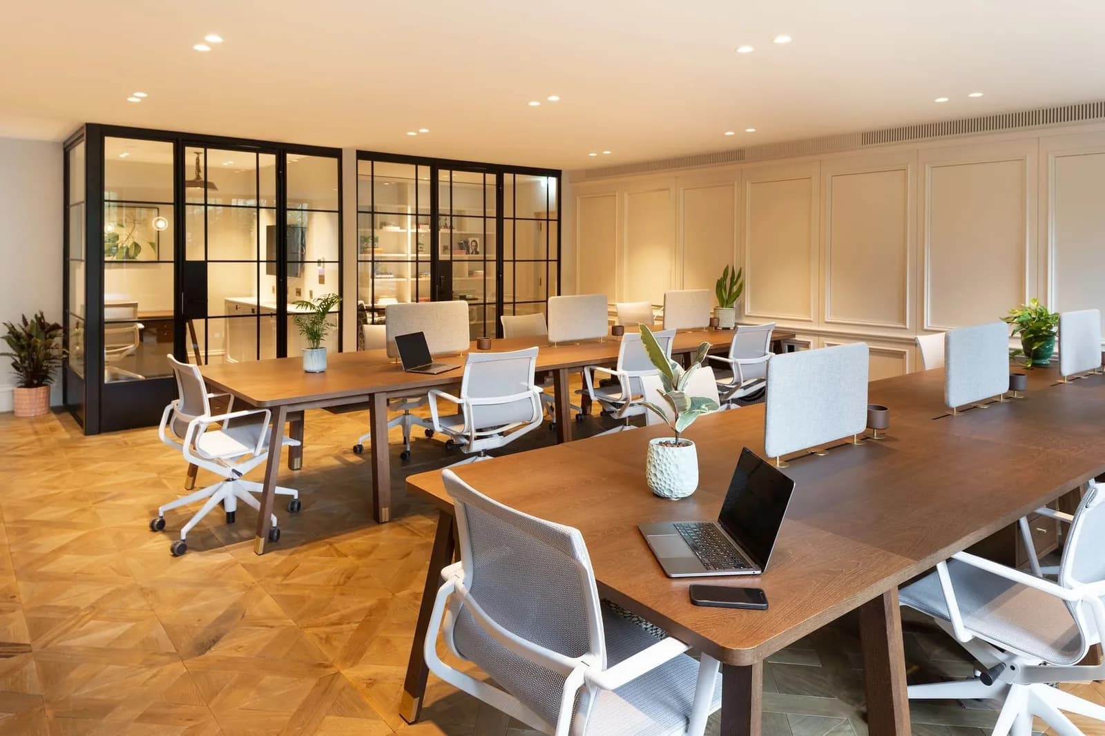 Open-space desk