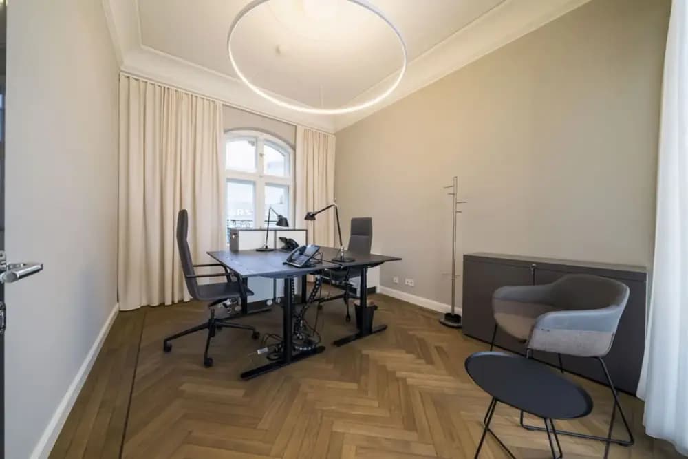 Private Office 2