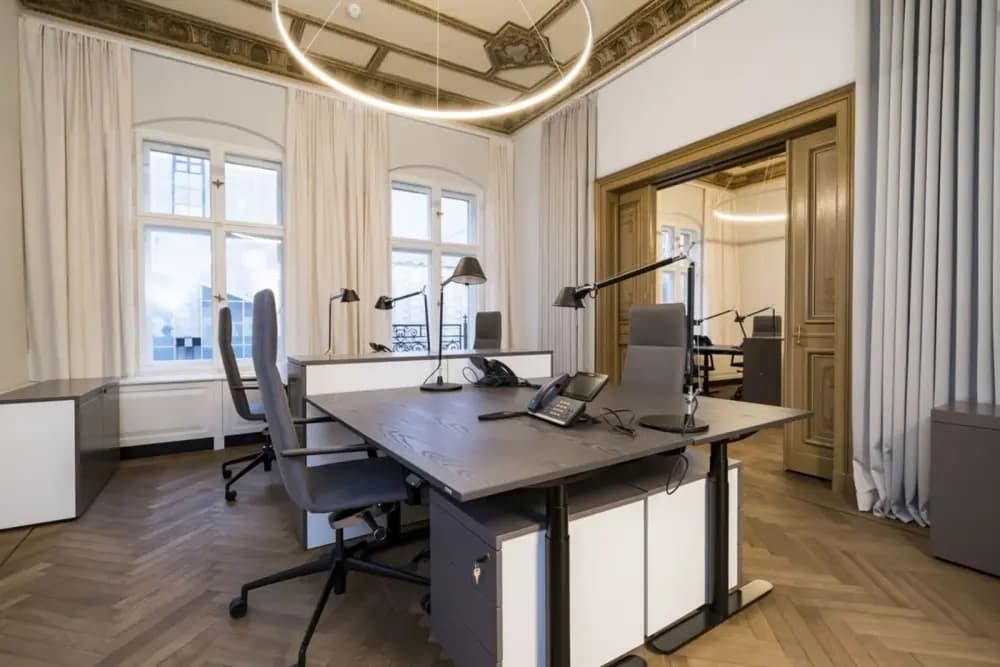 Private Office 3