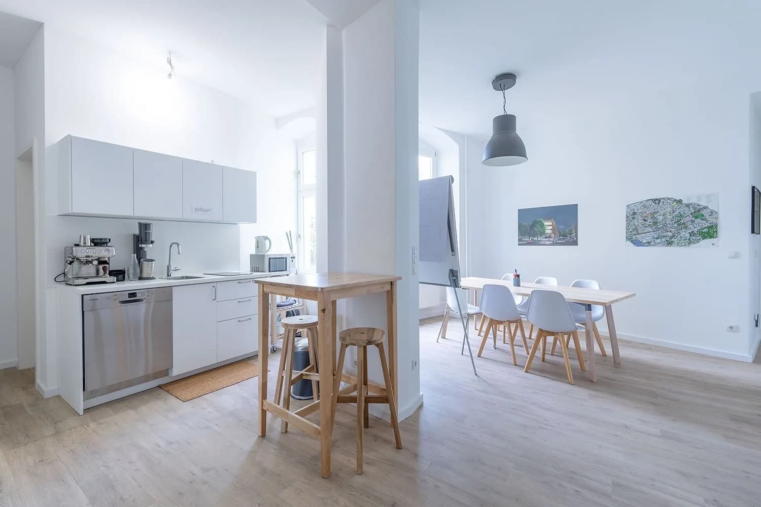 Open-space desk