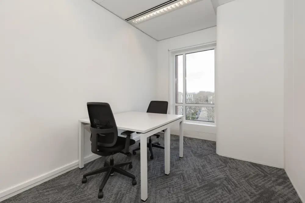 Private office 2 people