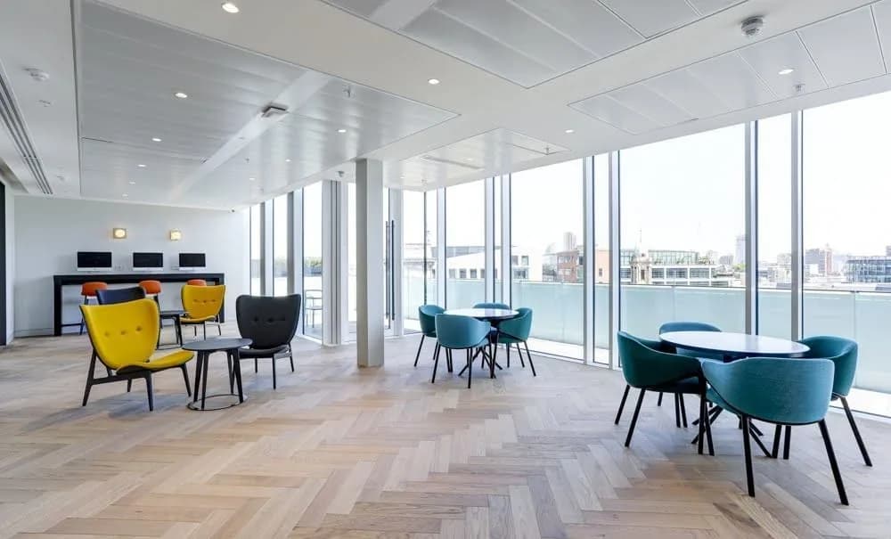 Open-space desk