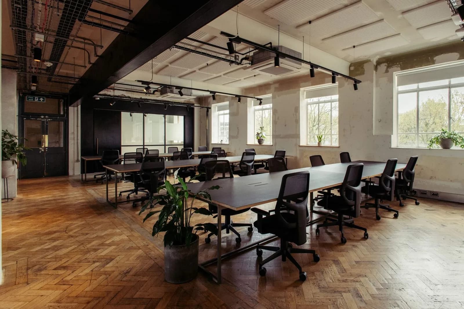 Private office (price per desk)