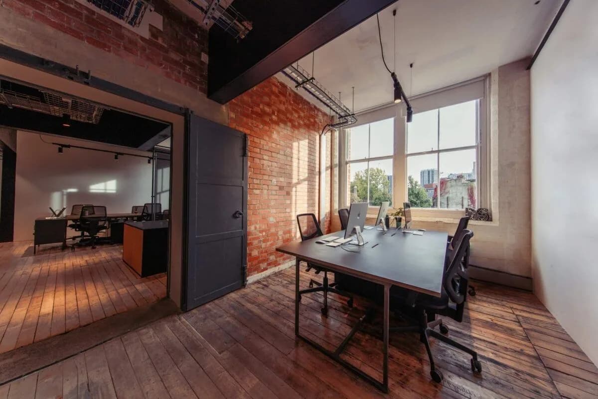 Private office (price per desk)