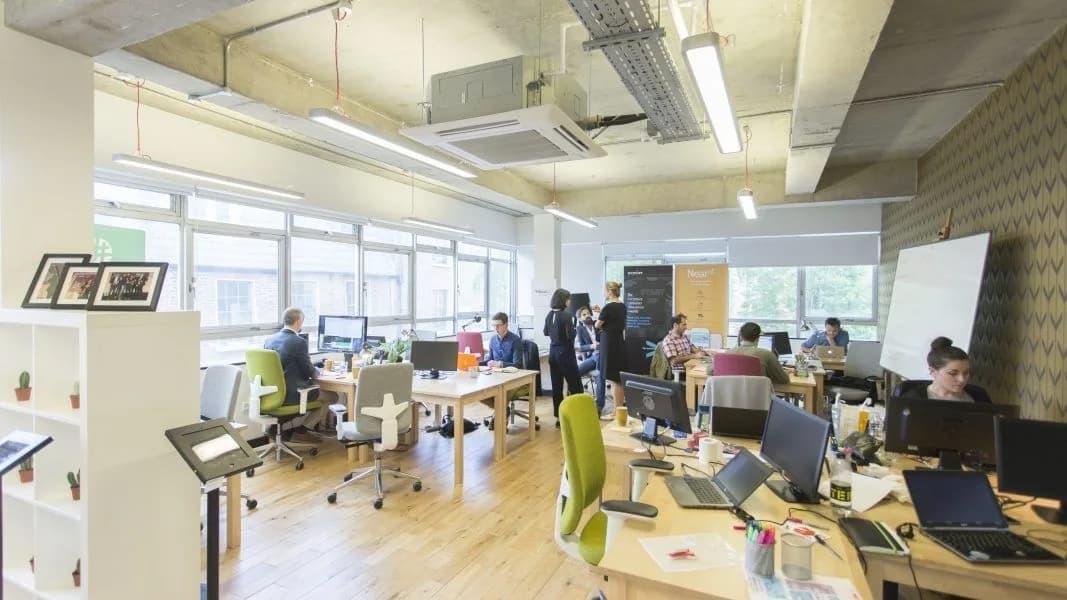 Open-space desk