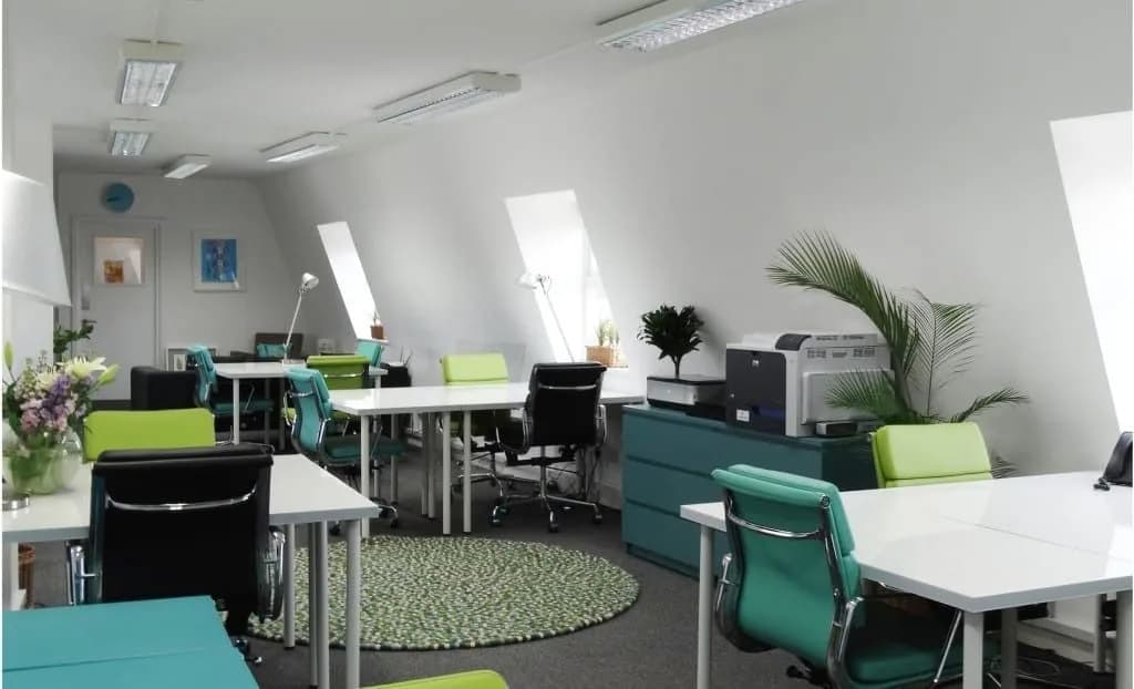 Private office (price per desk)