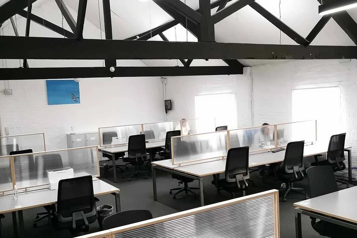 Open-space desk