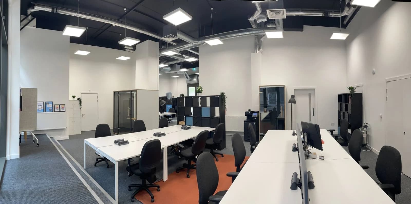 Open-space desk