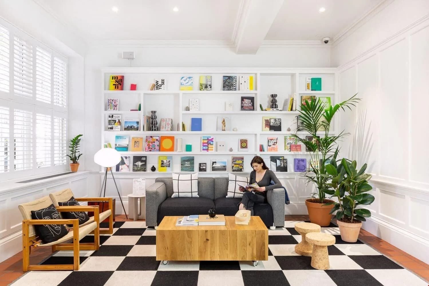 Open-space desk