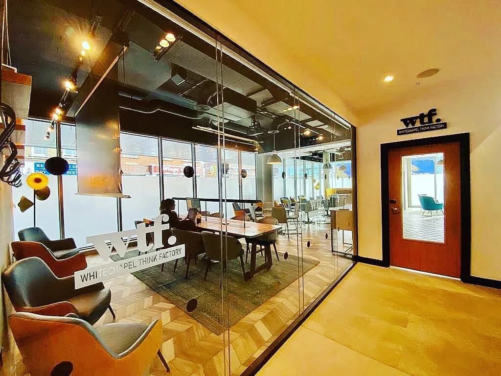 Open-space desk
