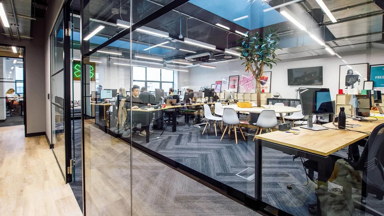Private office (price per desk)