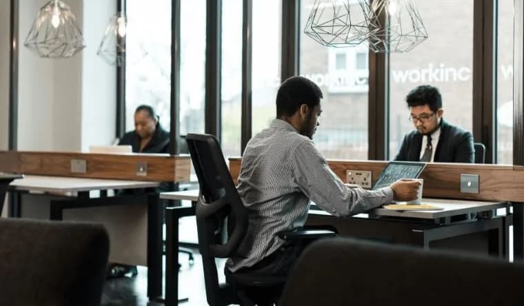 Open-space desk
