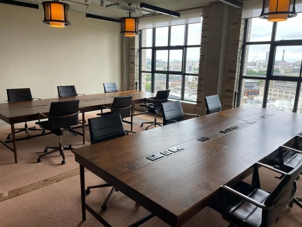 Private Office - 10 people