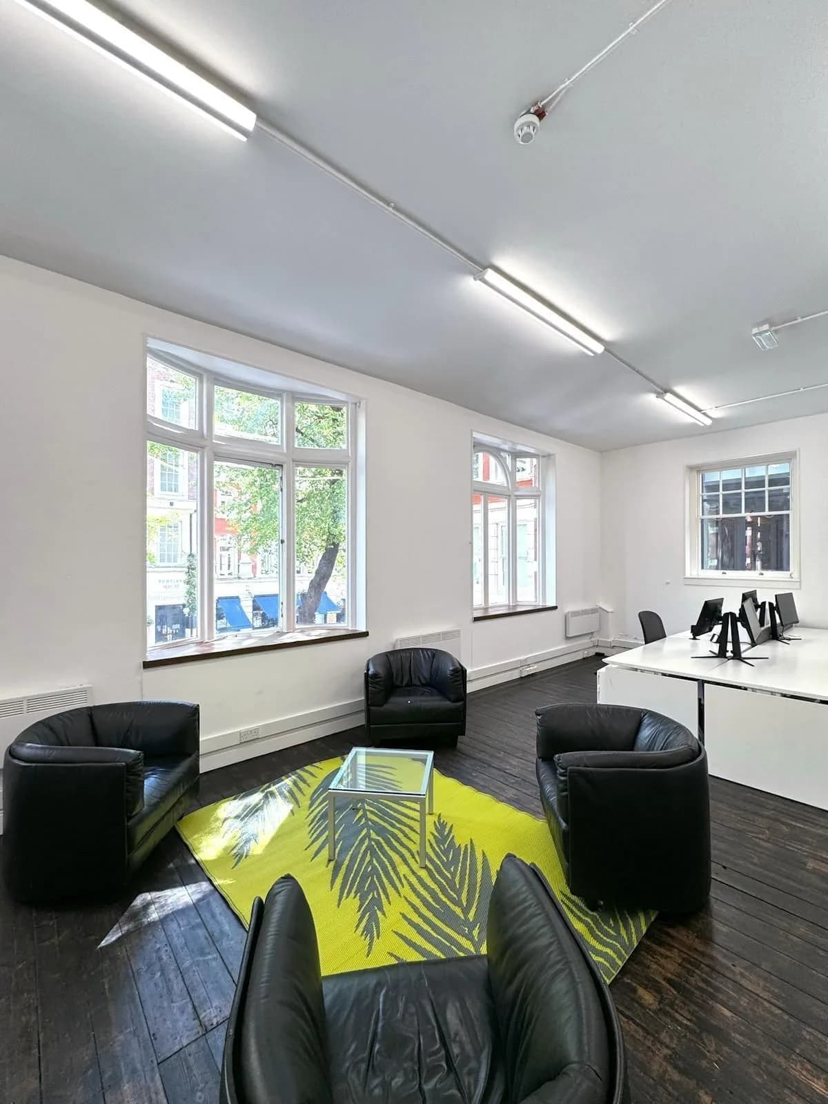 Open-space desk