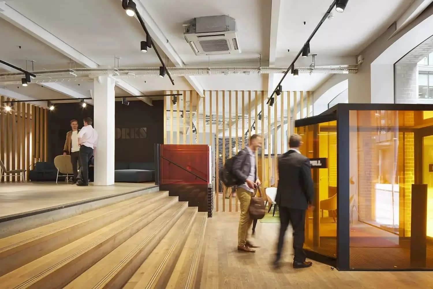 Open-space desk