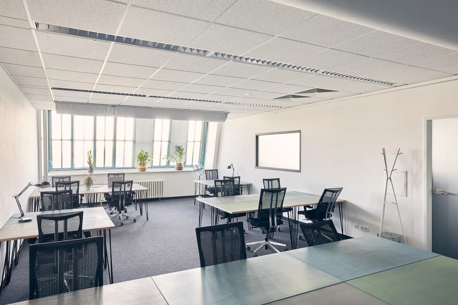 Open-space desk