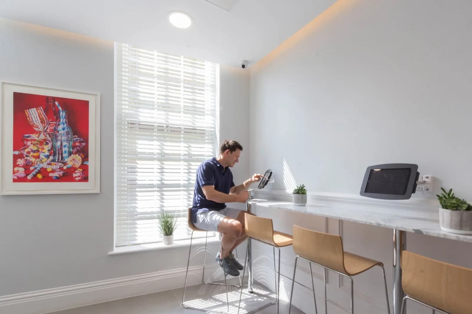 Open-space desk