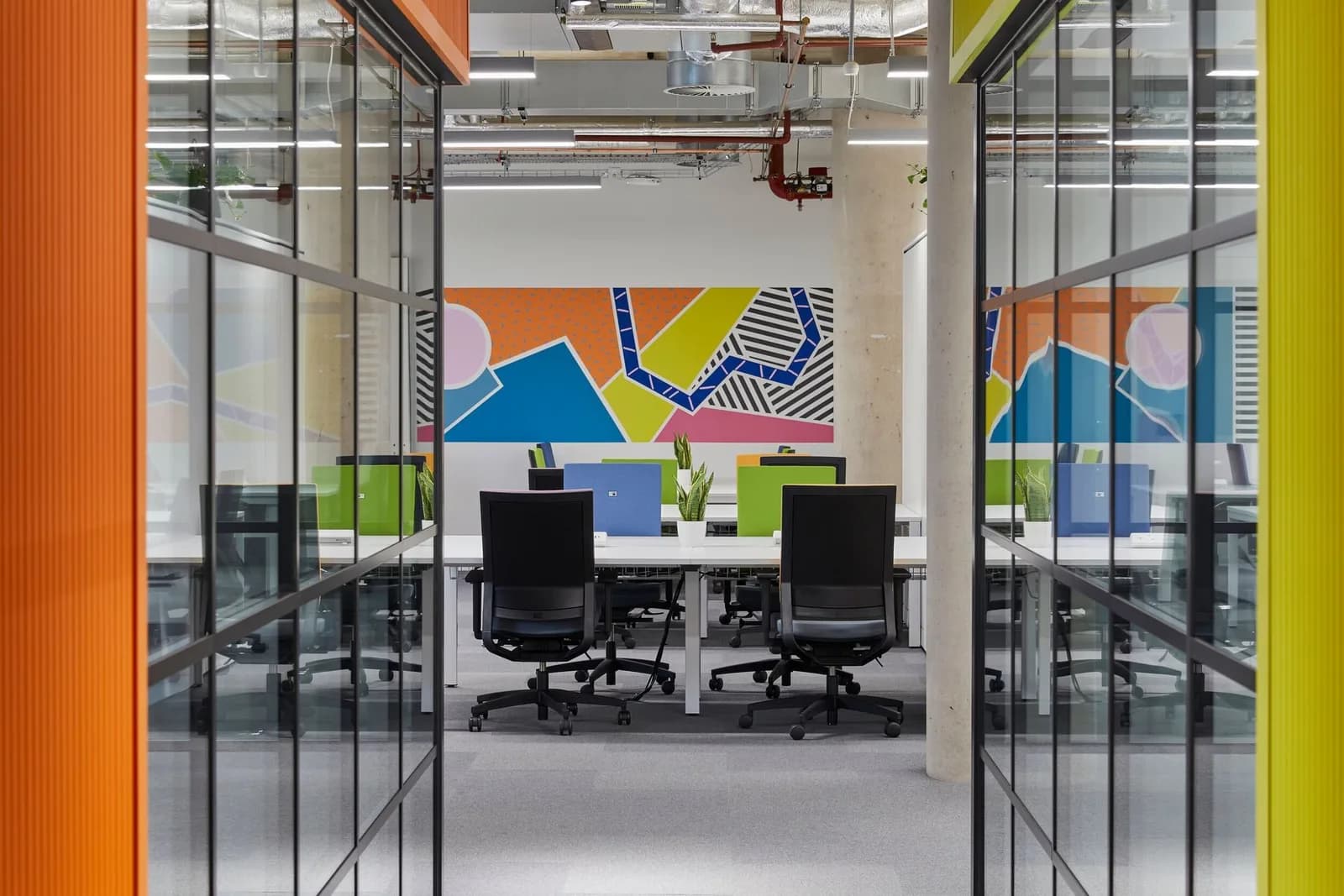 Open-space desk