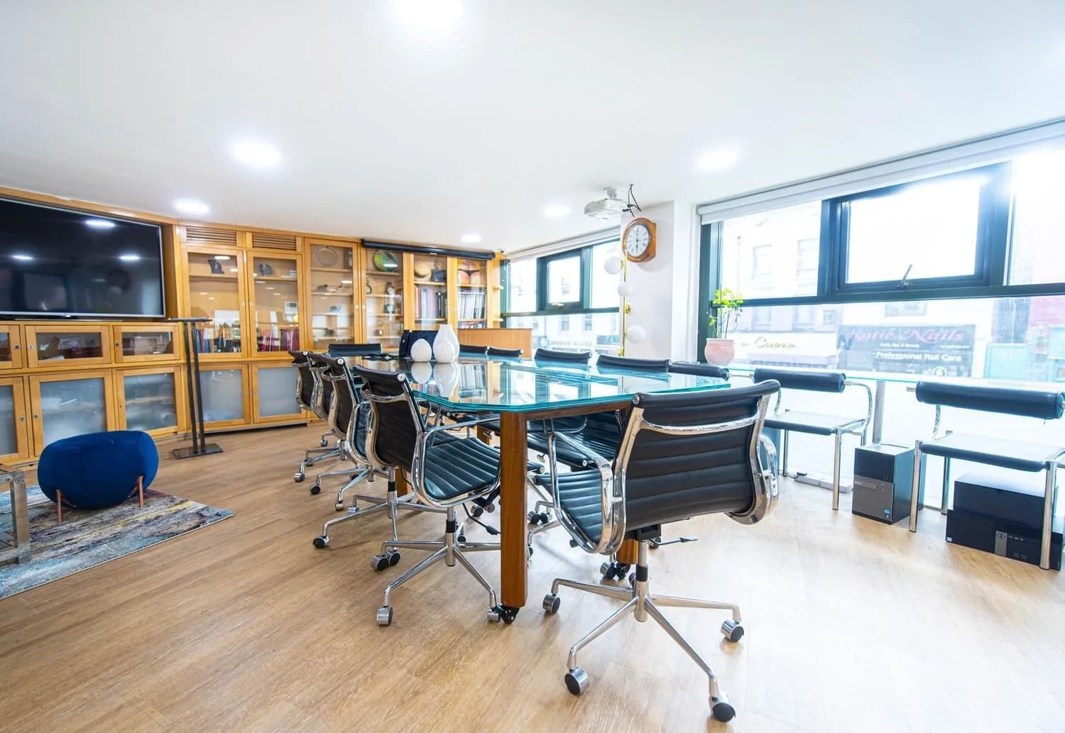 Open-space desk