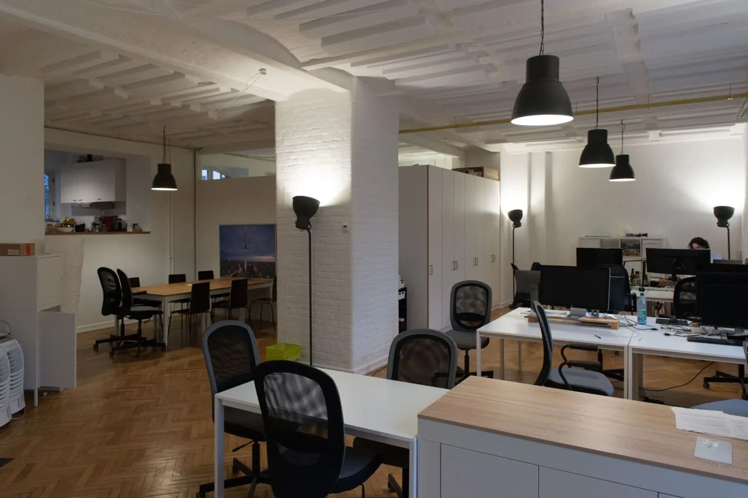 Private office (price per desk)