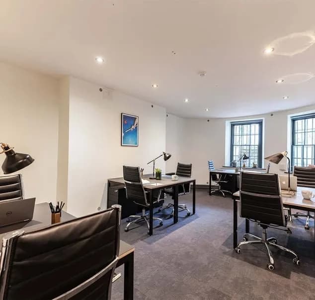 Private office (price per desk)