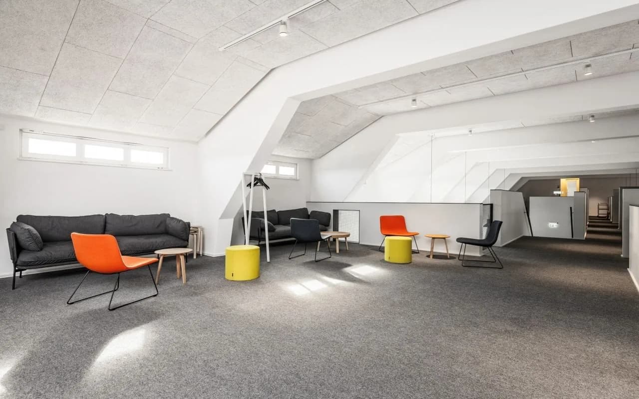 Open-space desk