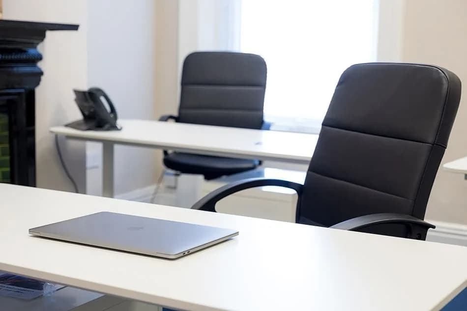 Private office (price per desk)