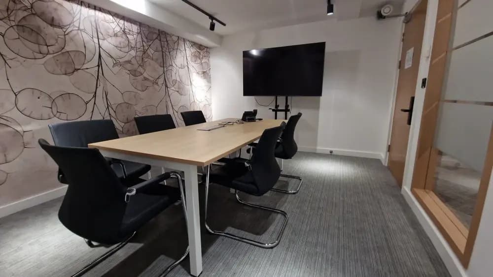 Meeting room for 6 people